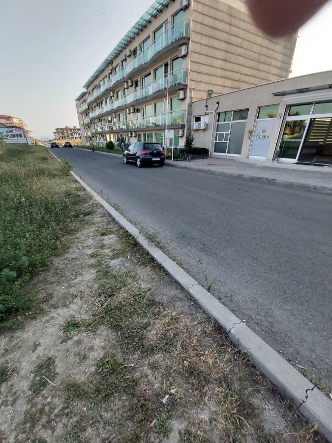 Clara Sea View Apartman Burgasz Kültér fotó